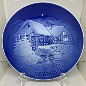 Vintage Bing & Grondahl Christmas Plate (1975)